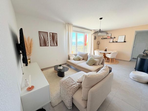 A louer APPARTEMENT T3 65 M2 TERRASSE VENCE