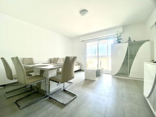 A louer APPARTEMENT T4 72 M2 MARSEILLE 13EME