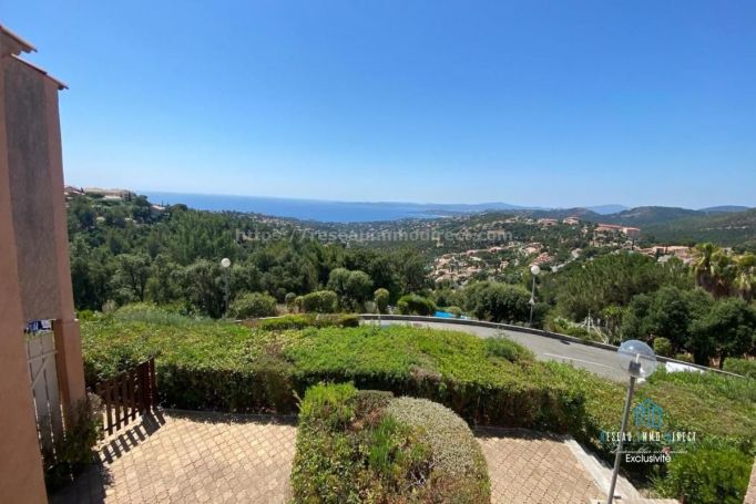 A louer APPARTEMENT T2 37 M2 TERRASSE VUE MER LES ISSAMBRES