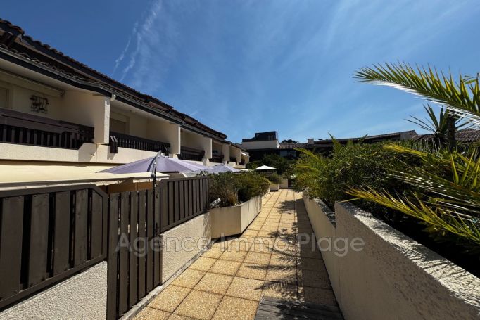 A louer APPARTEMENT DUPLEX T2 29 M2 BORD DE MER LEGE CAP FERRET