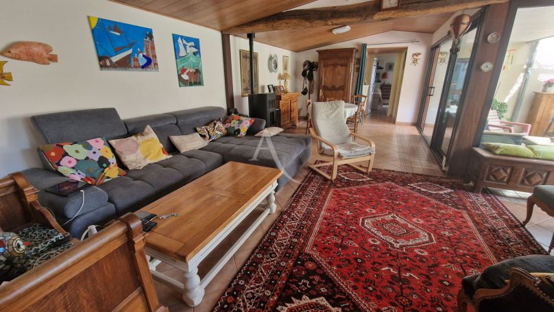 A vendre MAISON 6 PIECES 146 M2 GROSBREUIL