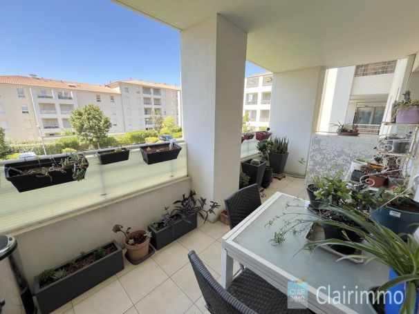 A louer APPARTEMENT T3 69 M2 TERRASSE MARSEILLE 13EME