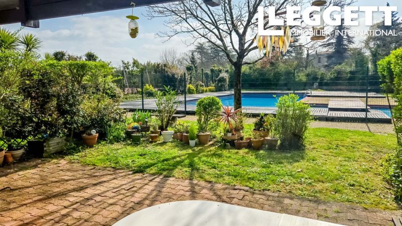 A louer APPARTEMENT DE PRESTIGE T3 80 M2 TERRASSE TALENCE