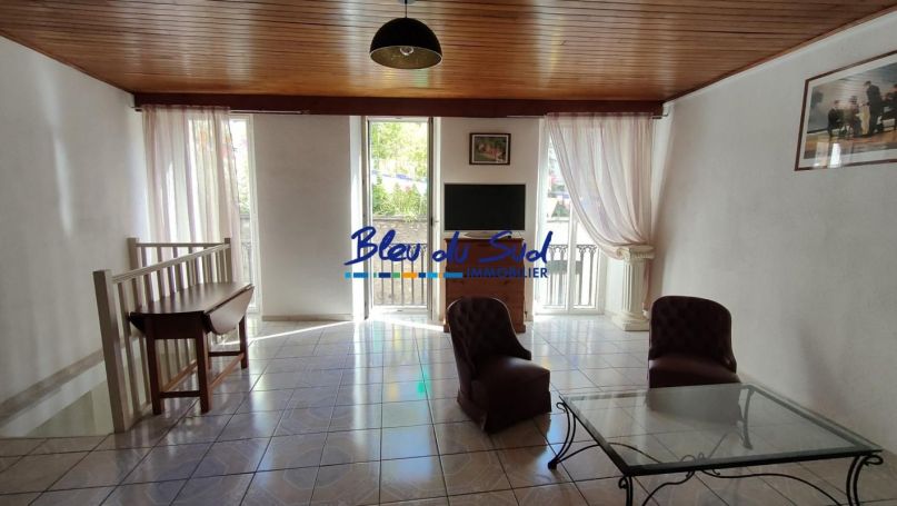 A louer APPARTEMENT DUPLEX T3 82 M2 PRADES