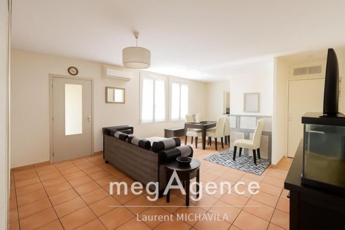 A louer APPARTEMENT T5 87 M2 TERRASSE BEZIERS