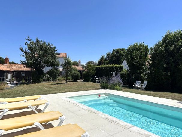 A vendre MAISON 5 PIECES 210 M2 BORD DE MER LE FENOUILLER