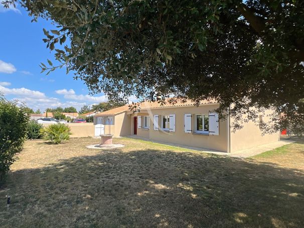 A vendre MAISON 5 PIECES 99 M2 AVRILLE