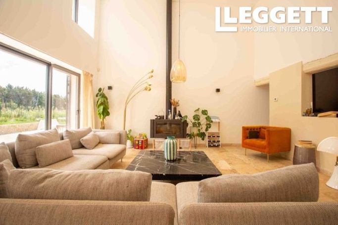 A louer APPARTEMENT 430 M2 ROGNONAS