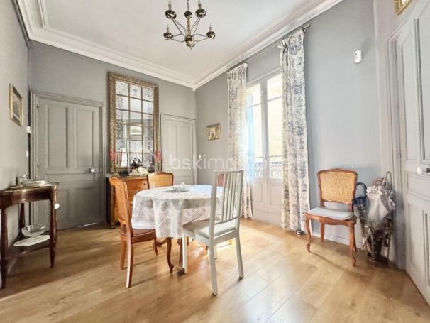 A louer APPARTEMENT T3 103 M2 BEZIERS