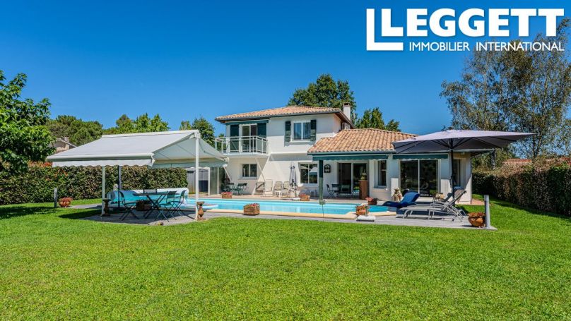 A louer MAISON 6 PIECES 183 M2 BORD DE MER GUJAN MESTRAS