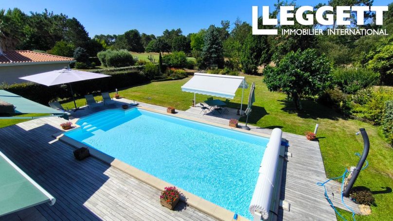 A louer MAISON 6 PIECES 183 M2 BORD DE MER GUJAN MESTRAS