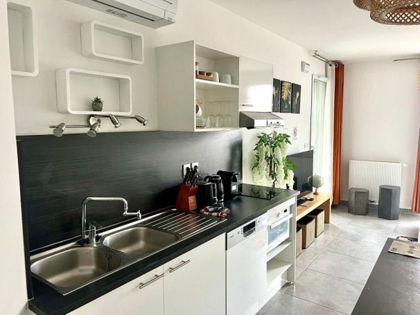 A louer APPARTEMENT T2 42 M2 TERRASSE MONTPELLIER