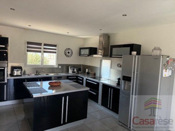 A louer MAISON 5 PIECES 142 M2 BRIGNAC