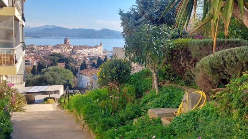 A vendre APPARTEMENT T3 55 M2 VUE MER LA CIOTAT