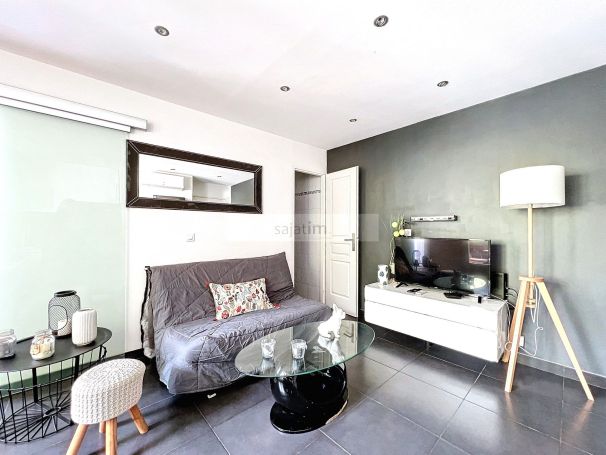 A vendre APPARTEMENT T2 28 M2 TERRASSE BORD DE MER LA SEYNE SUR MER