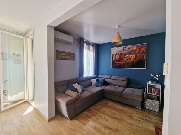 A louer APPARTEMENT T3 69 M2 MARSEILLE 11EME