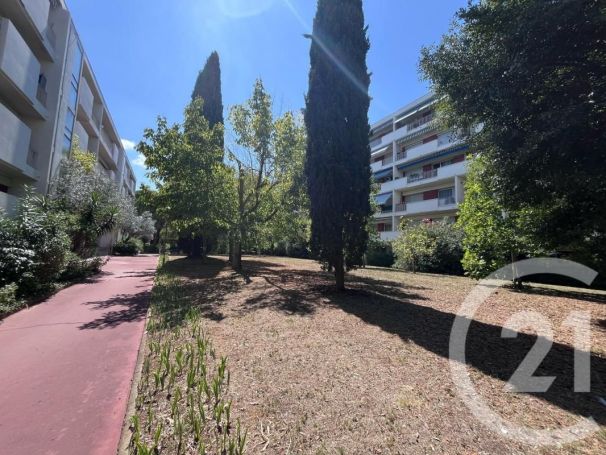 A louer APPARTEMENT T4 95 M2 MONTPELLIER