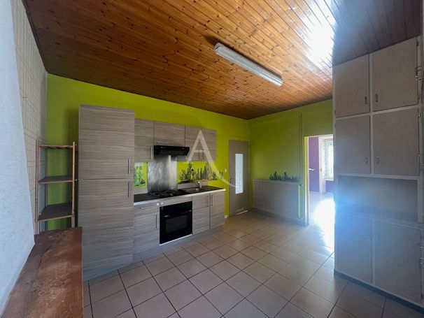 A vendre MAISON 4 PIECES 96 M2 BORD DE MER LONGEVILLE SUR MER