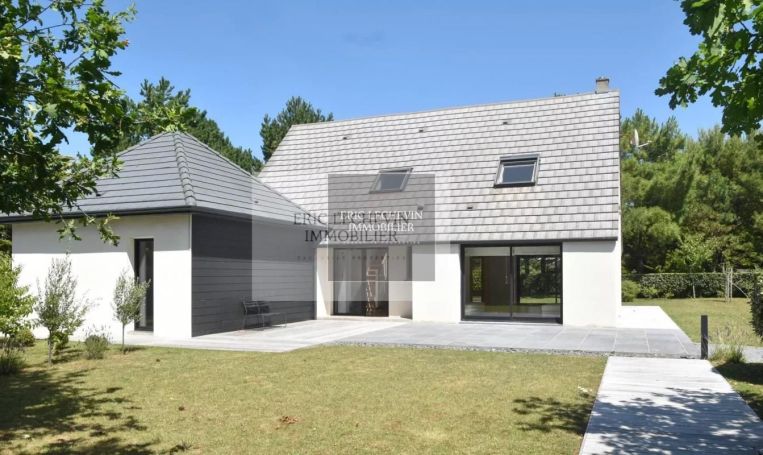 A louer MAISON 5 PIECES 170 M2 STELLA