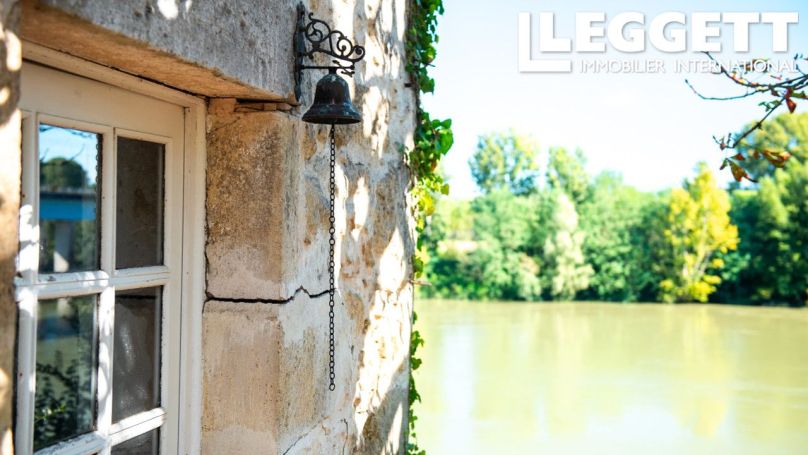 A louer MAISON DE MAîTRE LANGON