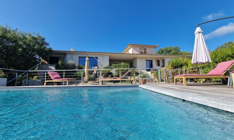 A vendre Magnifique Propriété 140 M² Les Hauts de la Testa ZONZA