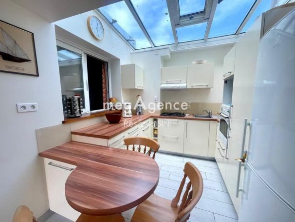 A louer APPARTEMENT T3 62 M2 TERRASSE BORD DE MER LES SABLES D OLONNE