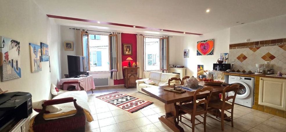 A louer APPARTEMENT T2 53 M2 SIGNES