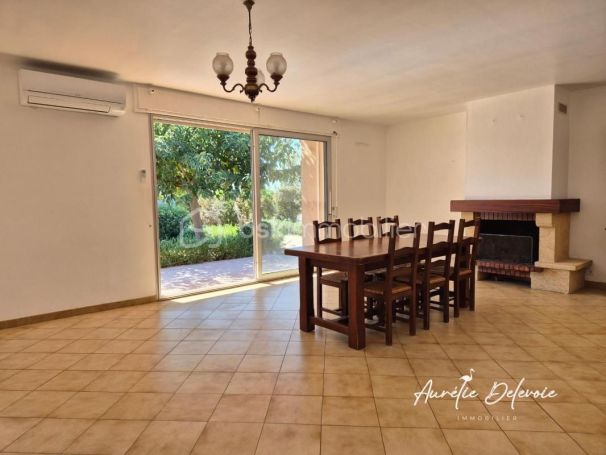 A louer MAISON D'ARCHITECTE THEZAN LES BEZIERS