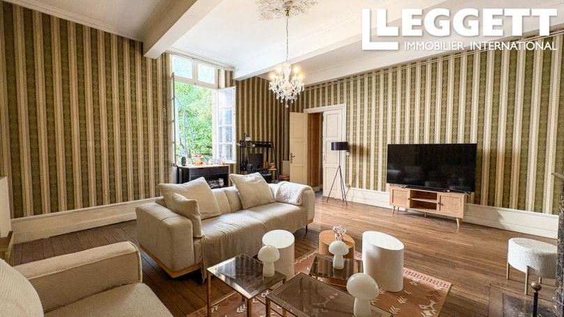 A louer APPARTEMENT T5 191 M2 TERRASSE CARCASSONNE