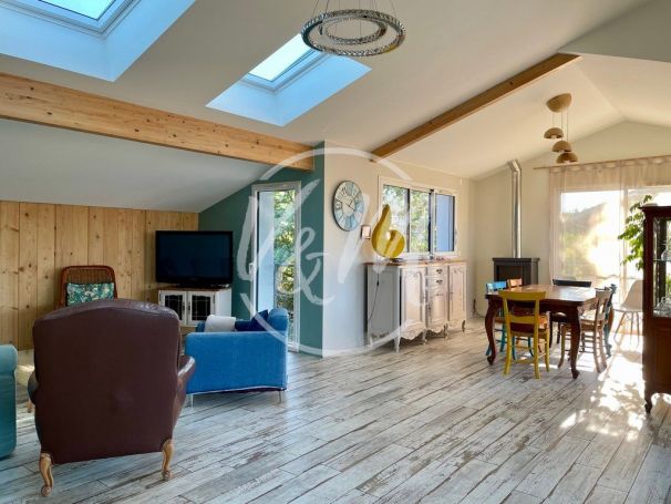 A vendre superbe maison 6 PIECES 163 M² PLAGE DU MAURETR ANDERNOS-LES-BAINS