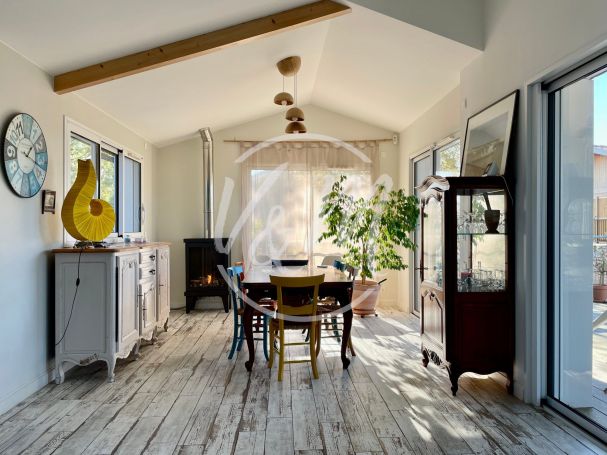 A vendre superbe maison 6 PIECES 163 M² PLAGE DU MAURETR ANDERNOS-LES-BAINS