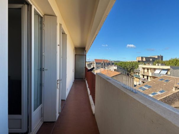 A louer APPARTEMENT T2 53 M2 BORD DE MER NARBONNE