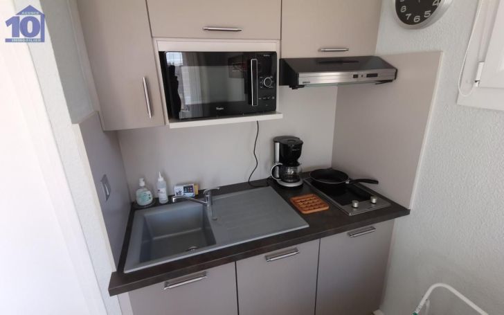 A louer APPARTEMENT T2 24 M2 TERRASSE PLAGE à PIED VALRAS PLAGE