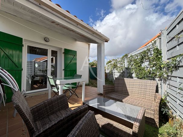 A vendre MAISON 3 PIECES 34 M2 BORD DE MER LONGEVILLE SUR MER