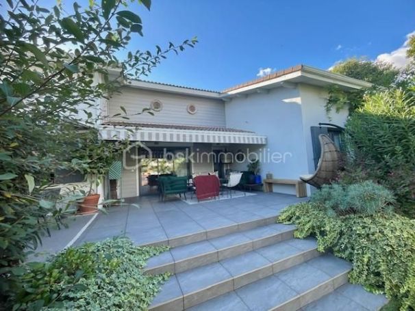 A louer MAISON 6 PIECES 185 M2 PLAGE à PIED SAINT LAURENT D AIGOUZE