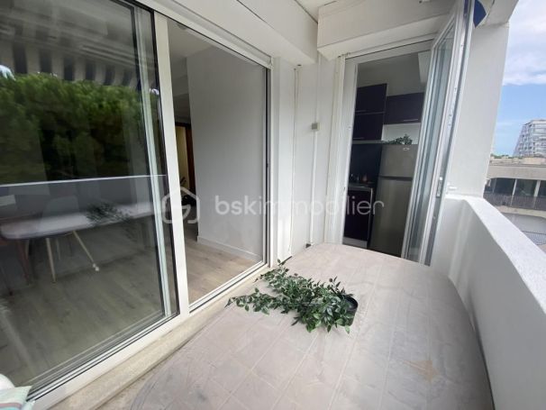 A louer APPARTEMENT NEUF T3 55 M2 TERRASSE BORD DE MER LA GRANDE MOTTE