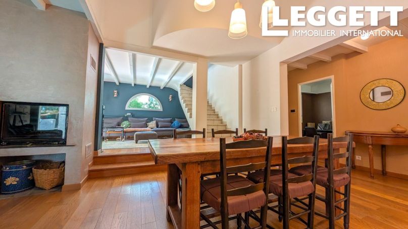 A louer MAISON D'ARCHITECTE VILLEMOUSTAUSSOU