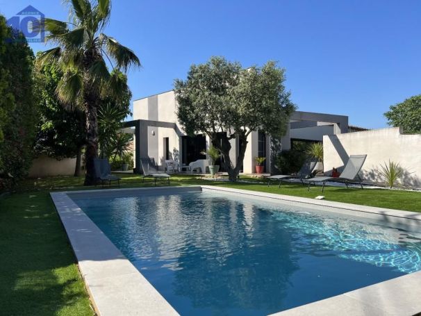 A louer MAISON 5 PIECES 150 M2 BORD DE MER SERIGNAN