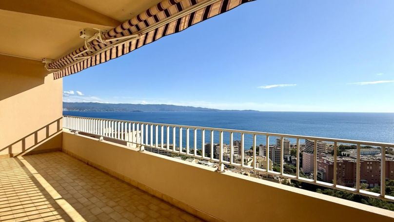 A louer APPARTEMENT DE PRESTIGE T4 97 M2 TERRASSE PIEDS DANS L'EAU AJACCIO