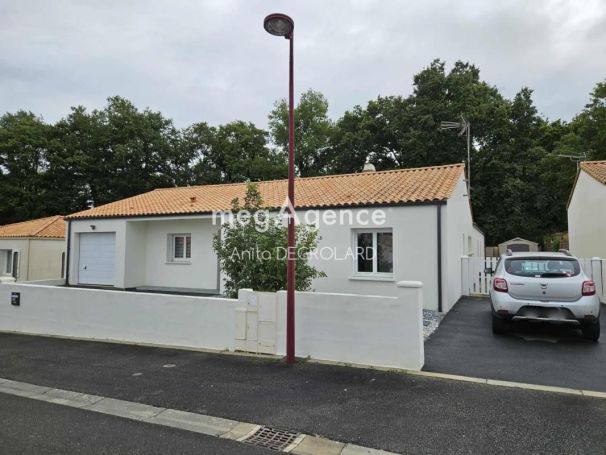 A louer MAISON CONTEMPORAINE LA FERRIERE