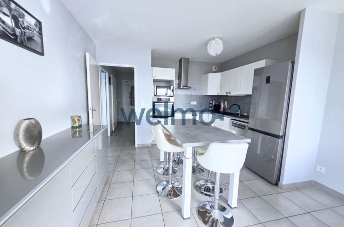 A louer APPARTEMENT T4 82 M2 TERRASSE BORDEAUX