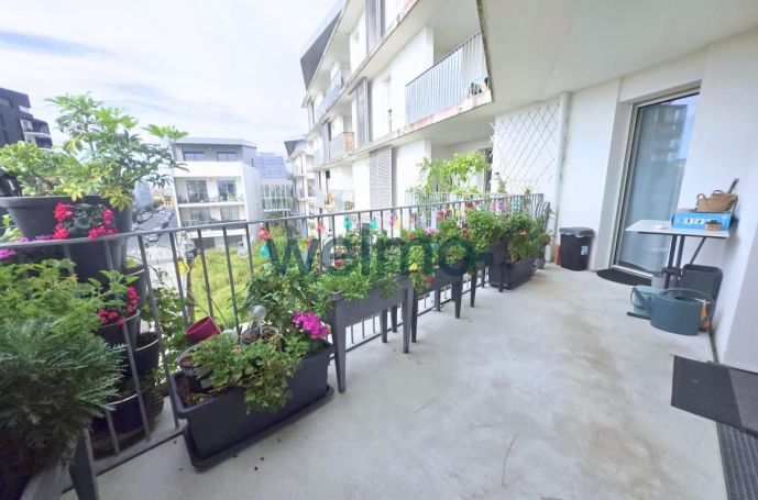 A louer APPARTEMENT T4 82 M2 TERRASSE BORDEAUX