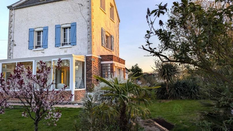 A louer MAISON 8 PIECES 152 M2 VUE MER AULT