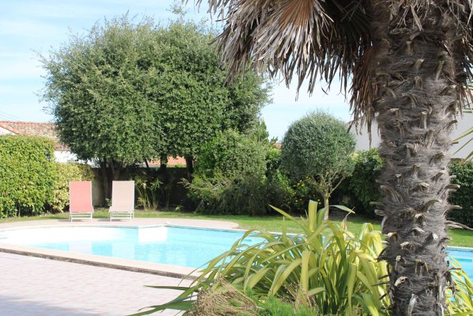 A vendre MAISON 5 PIECES 141 M2 PLAGE à PIED SAINT HILAIRE DE RIEZ