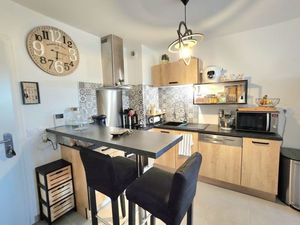 A louer APPARTEMENT T3 56 M2 TERRASSE MARSEILLE 13EME