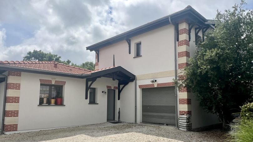 A vendre VILLA T5 PISCINE