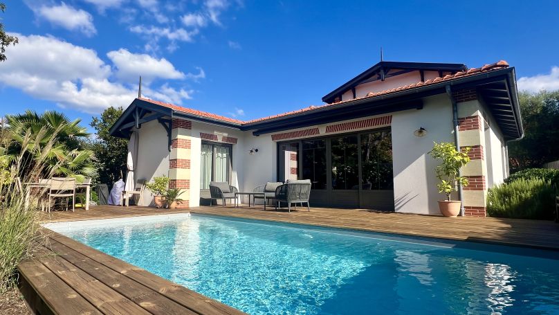 A vendre BELLE ARCACHONNAISE T6 PISCINE