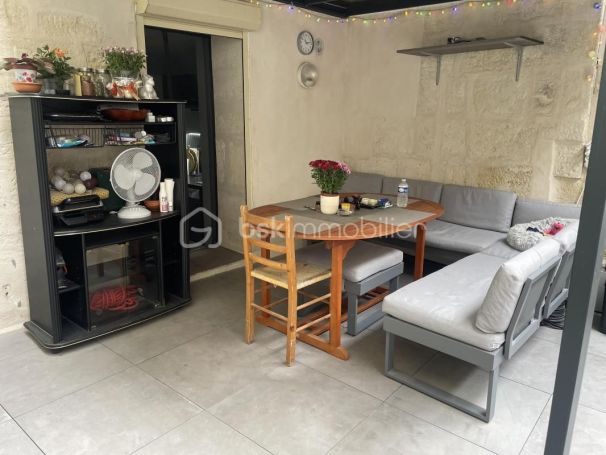 A louer APPARTEMENT T3 73 M2 TERRASSE BEAUCAIRE