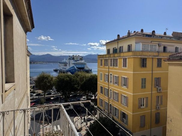 A louer APPARTEMENT NEUF T5 90 M2 VUE MER AJACCIO