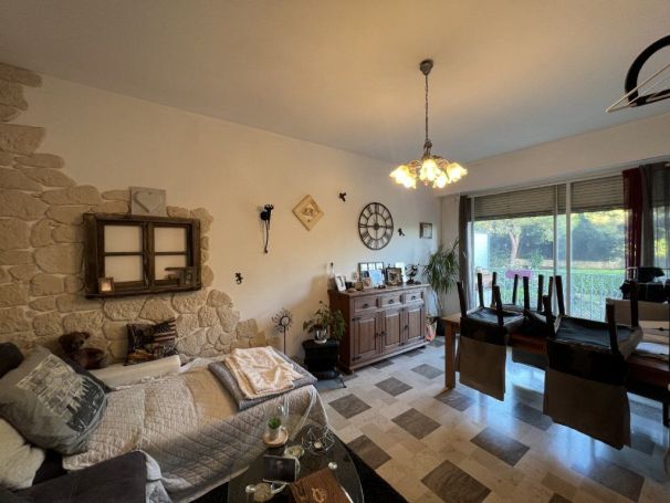 A louer APPARTEMENT T2 49 M2 TERRASSE BORD DE MER NICE